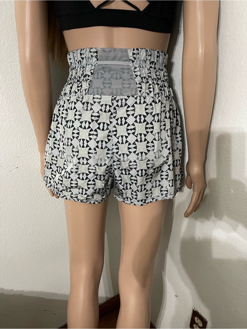Fp Movement Short , Size S - Picture 8 of 11